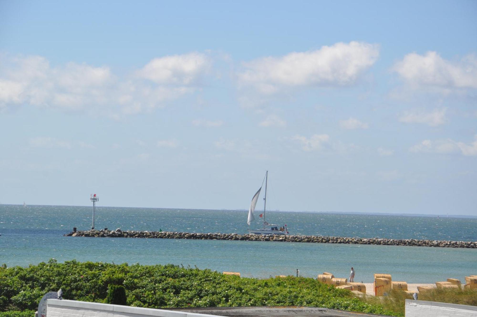 "Mit Ausblick"-Uneingeschraenkter Meerblick Burgtiefe auf Fehmarn Exteriör bild